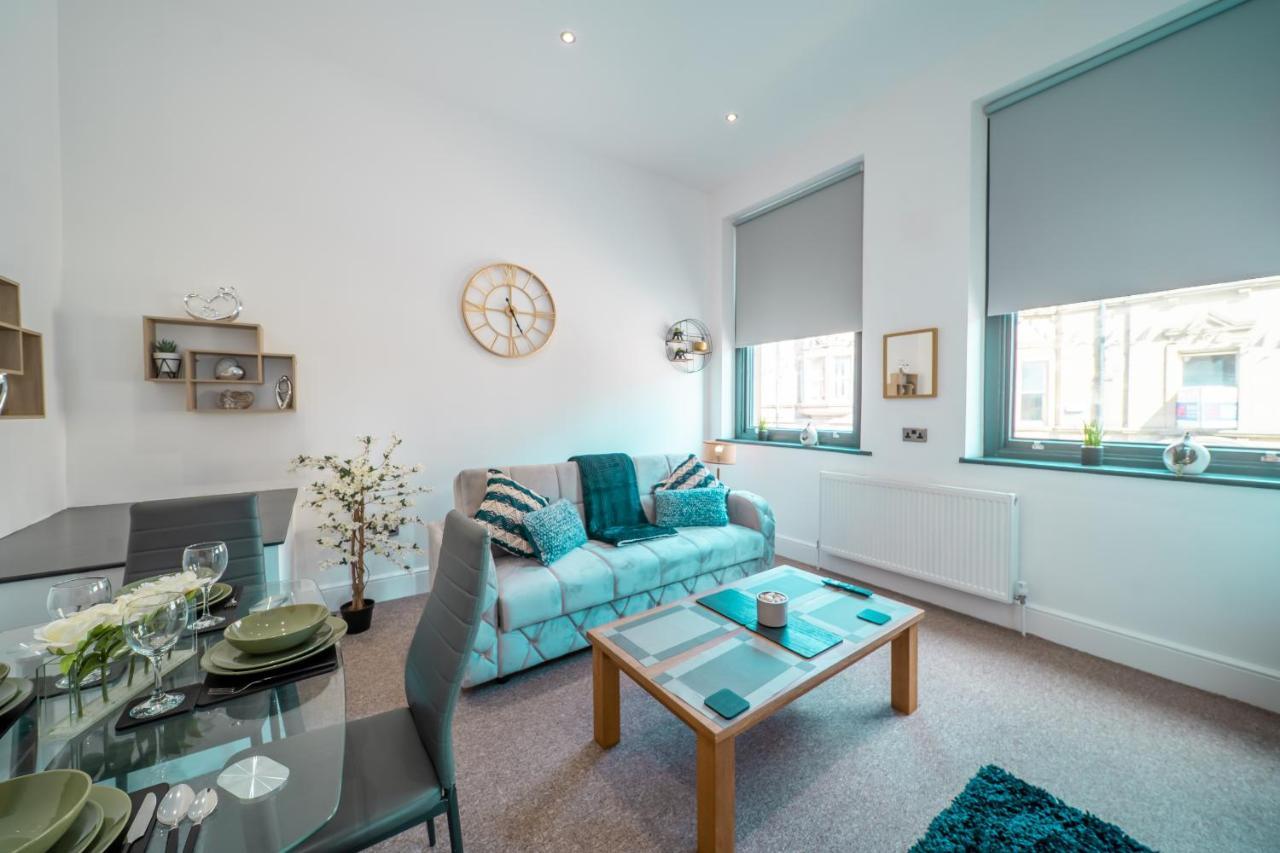Cozy 1-Bedroom Apartment In The Heart Of Barnsley Town Centre Exterior foto