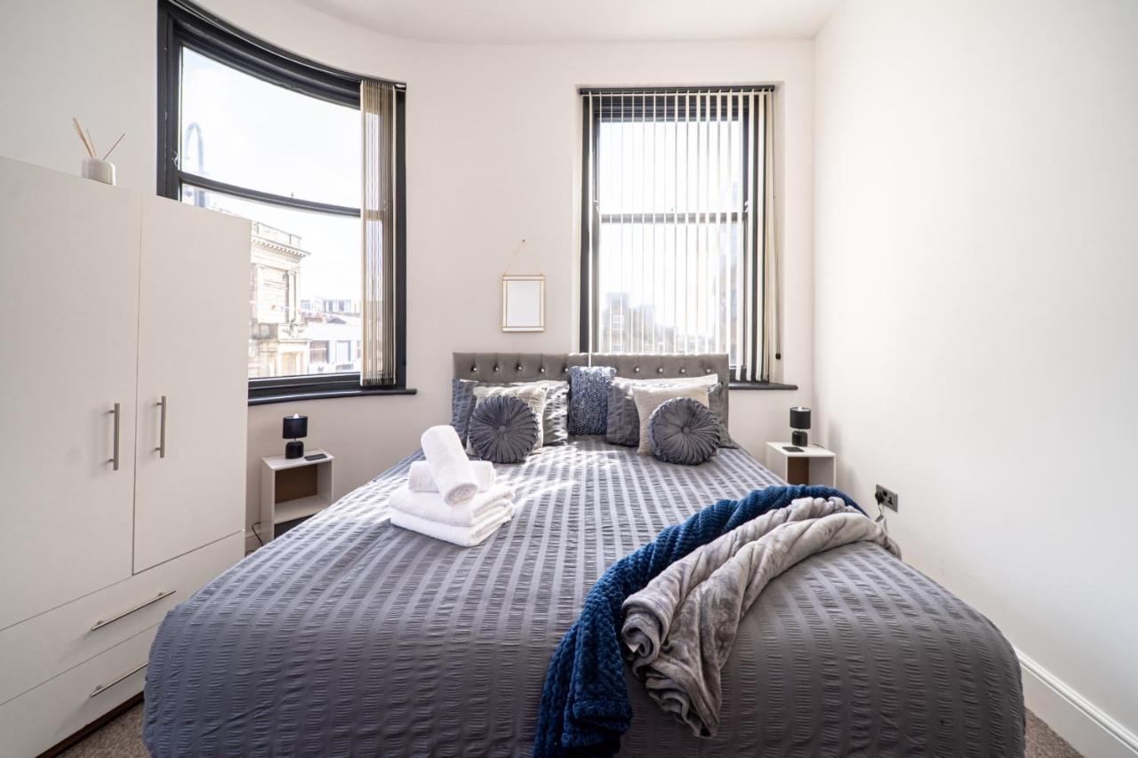 Cozy 1-Bedroom Apartment In The Heart Of Barnsley Town Centre Exterior foto